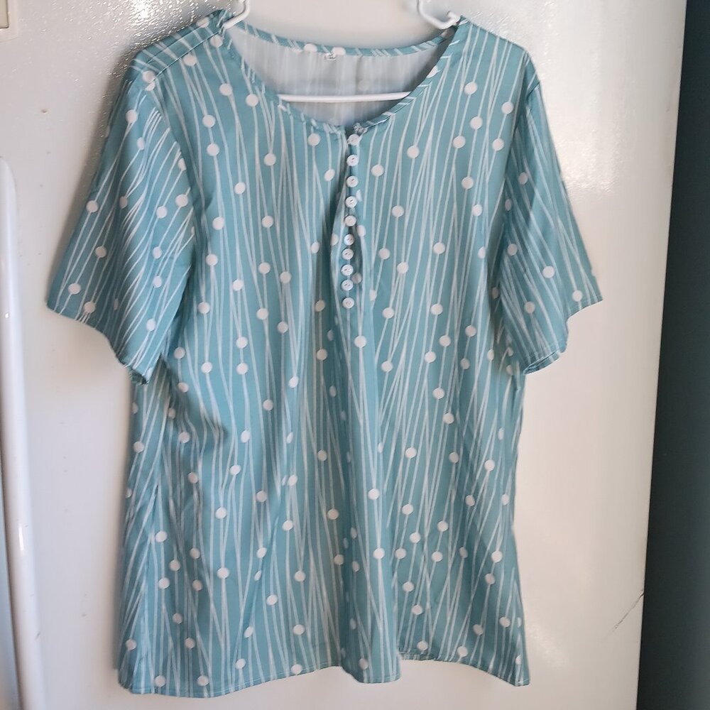 Womens Blue/Green Plus Size XXL Tunic Style Top Button‎ Accent Short Sleeve